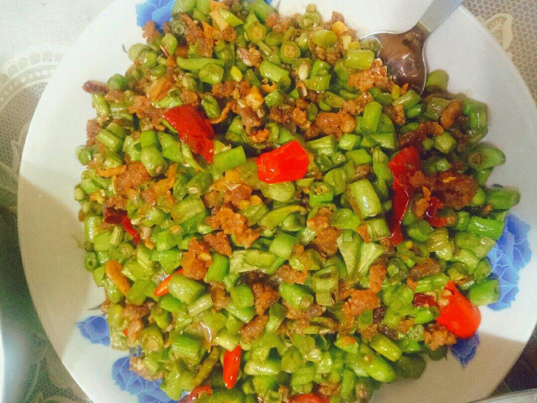 肉沫豆角下饭菜