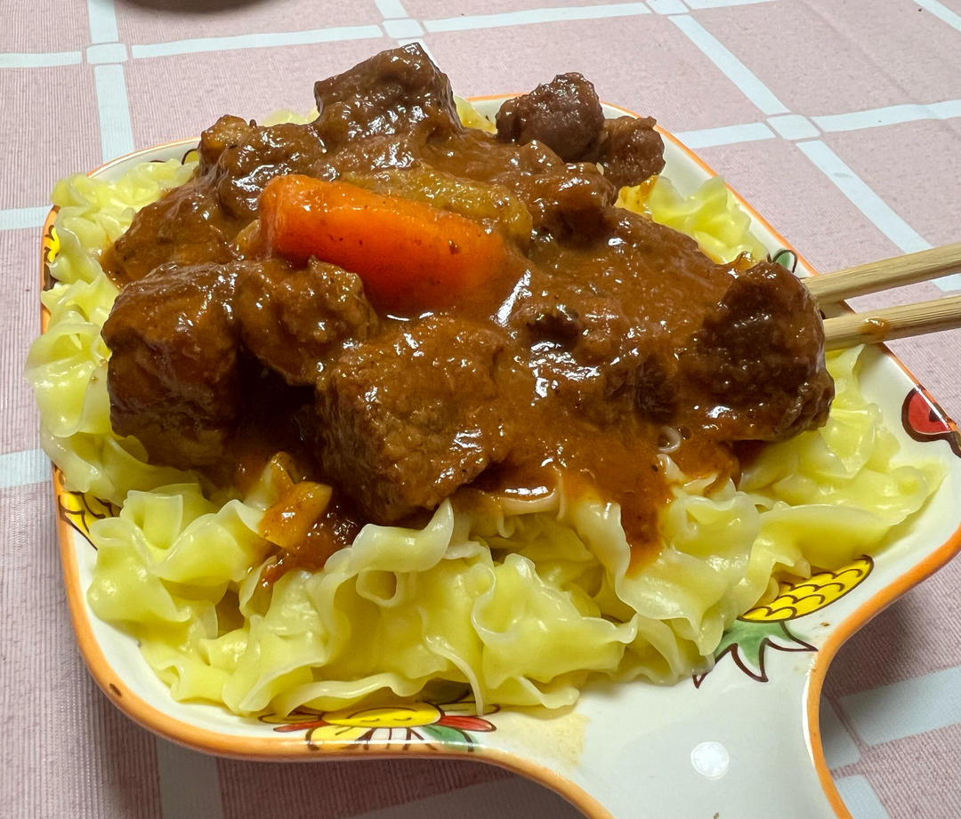 一定要尝试一下的匈牙利红烩牛肉