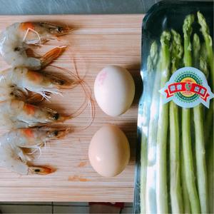 芦笋虾仁蛋饼—减脂早餐的做法 步骤1