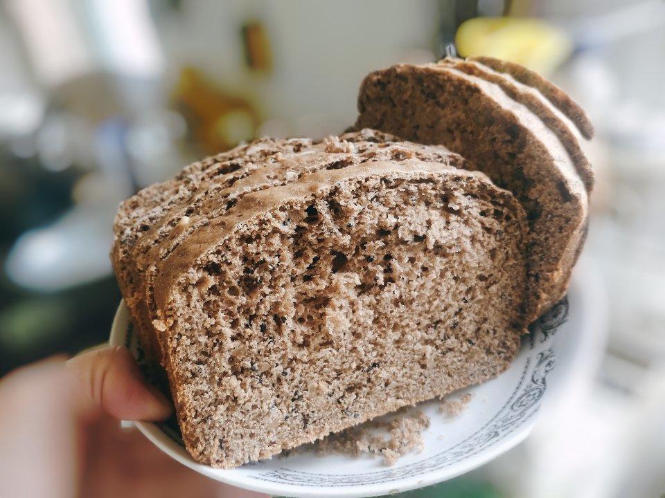 万能全麦吐司配方🍞（含疯狂长个㊙️！黑麦黑糖黑芝麻核桃包为例）