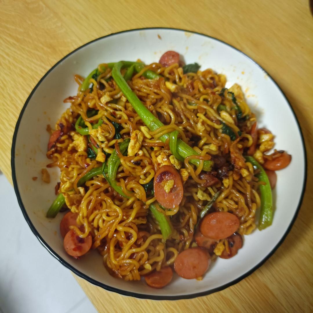 秒杀路边摊的炒方便面