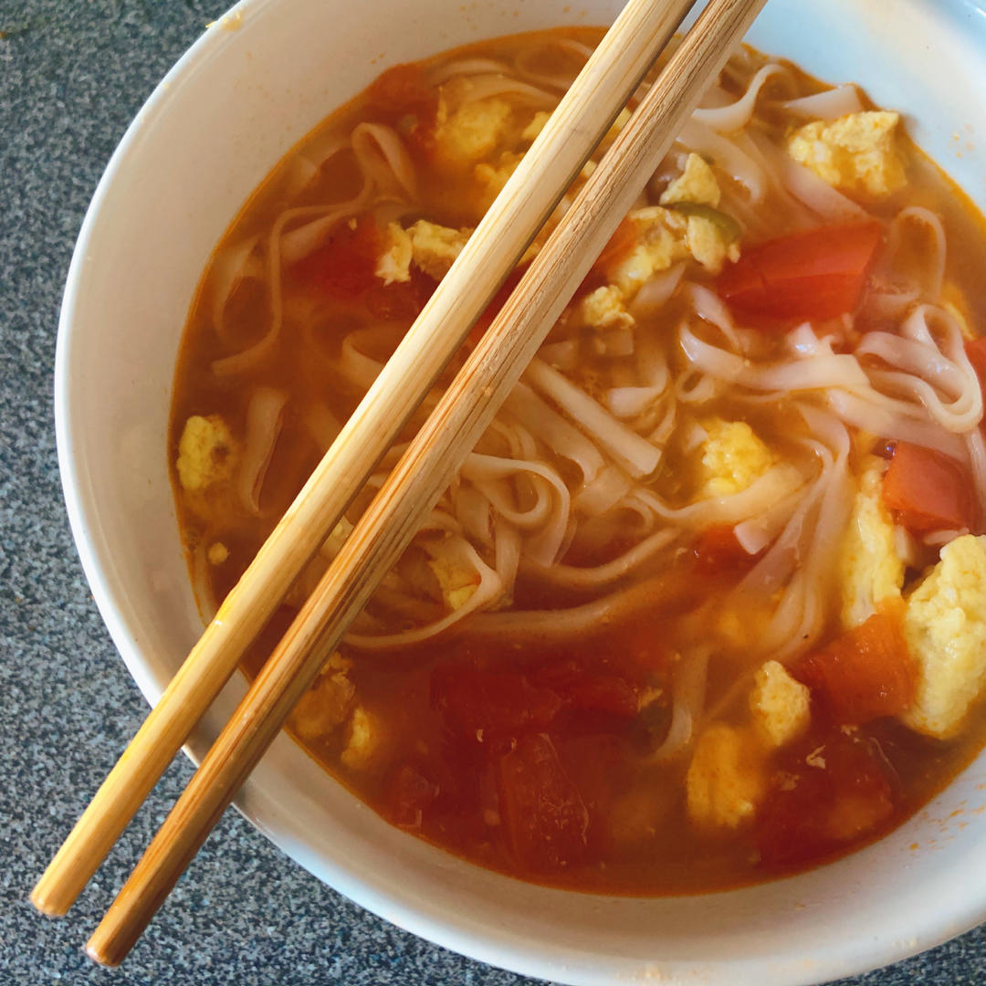 恨不得抱着锅舔的番茄鸡蛋面