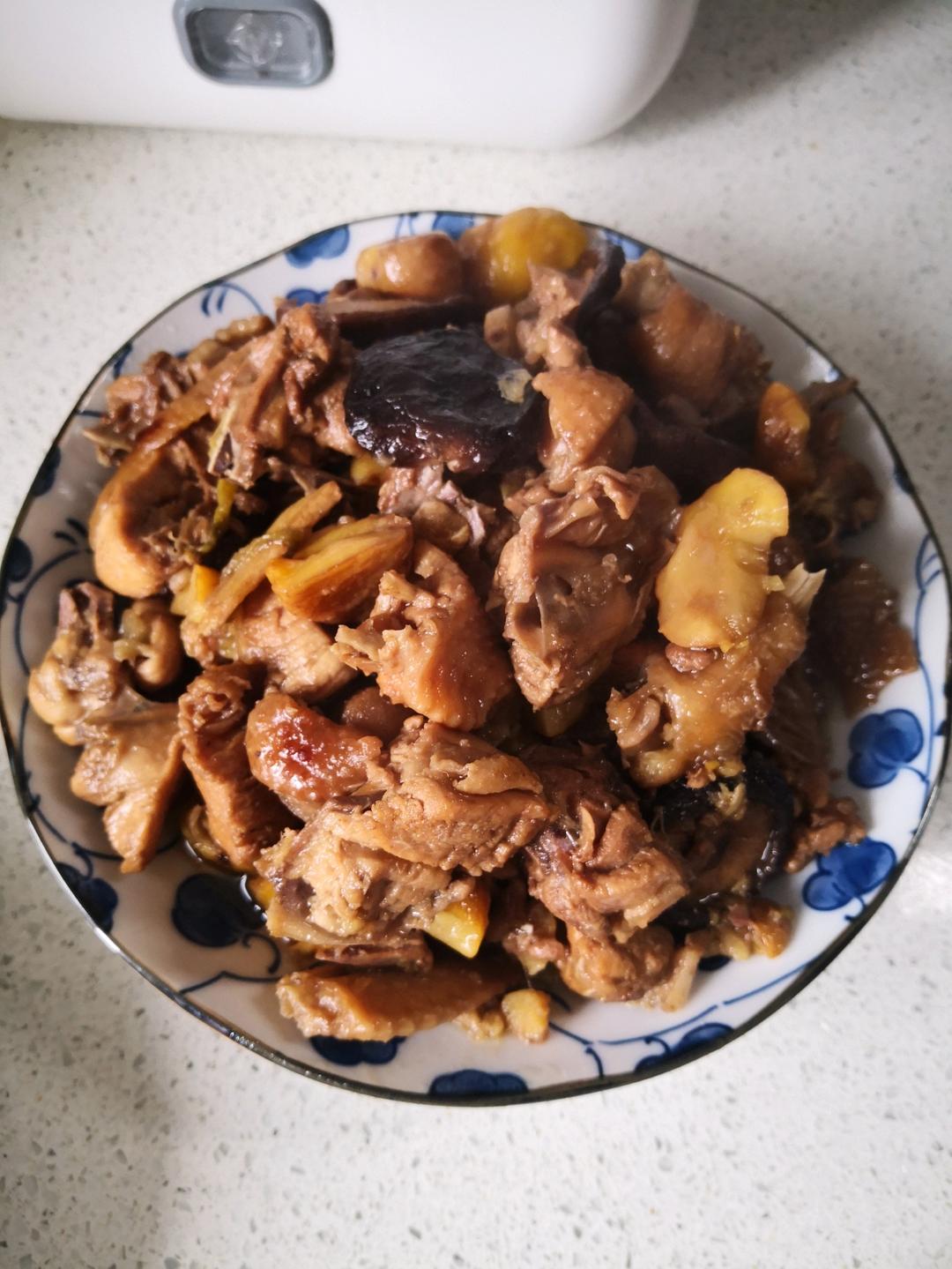 【栗子烧鸡】鸡肉都给你吃，栗子归我~