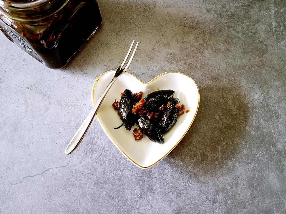 蒜泥乌榄的做法