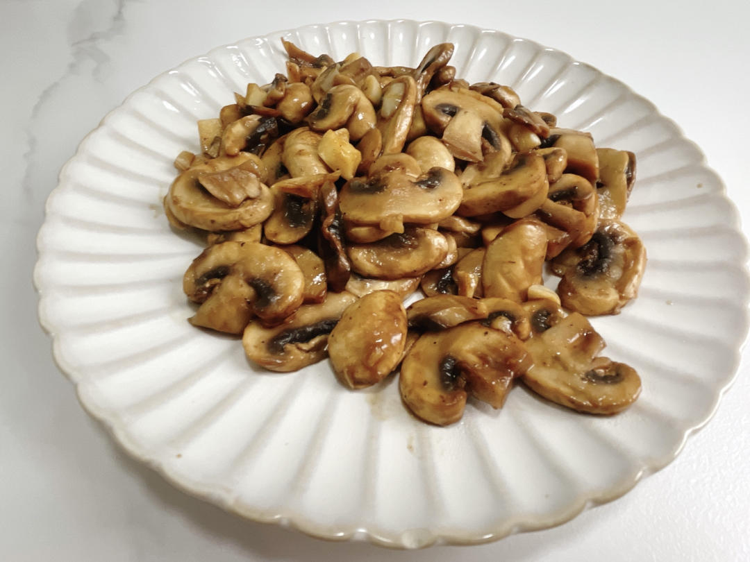 素炒鲜口蘑（白蘑菇），快手家常菜