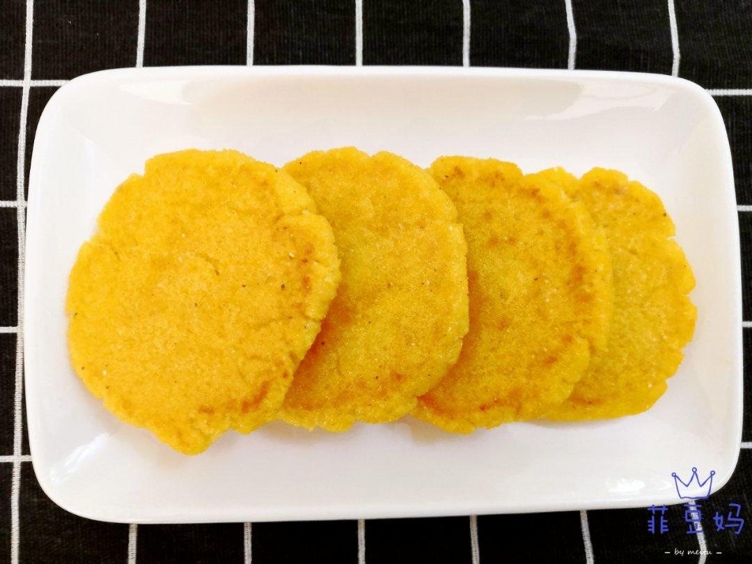 农家乐中的锅贴饼子（玉米饼子 大饼子）