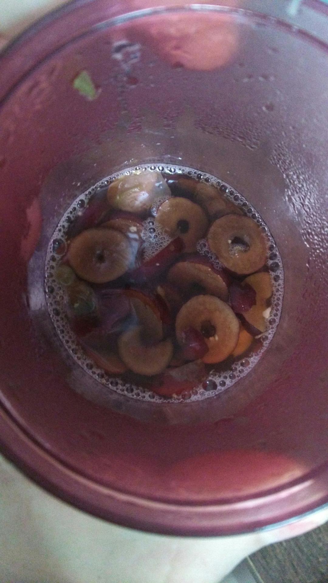 黑糖红枣姜茶