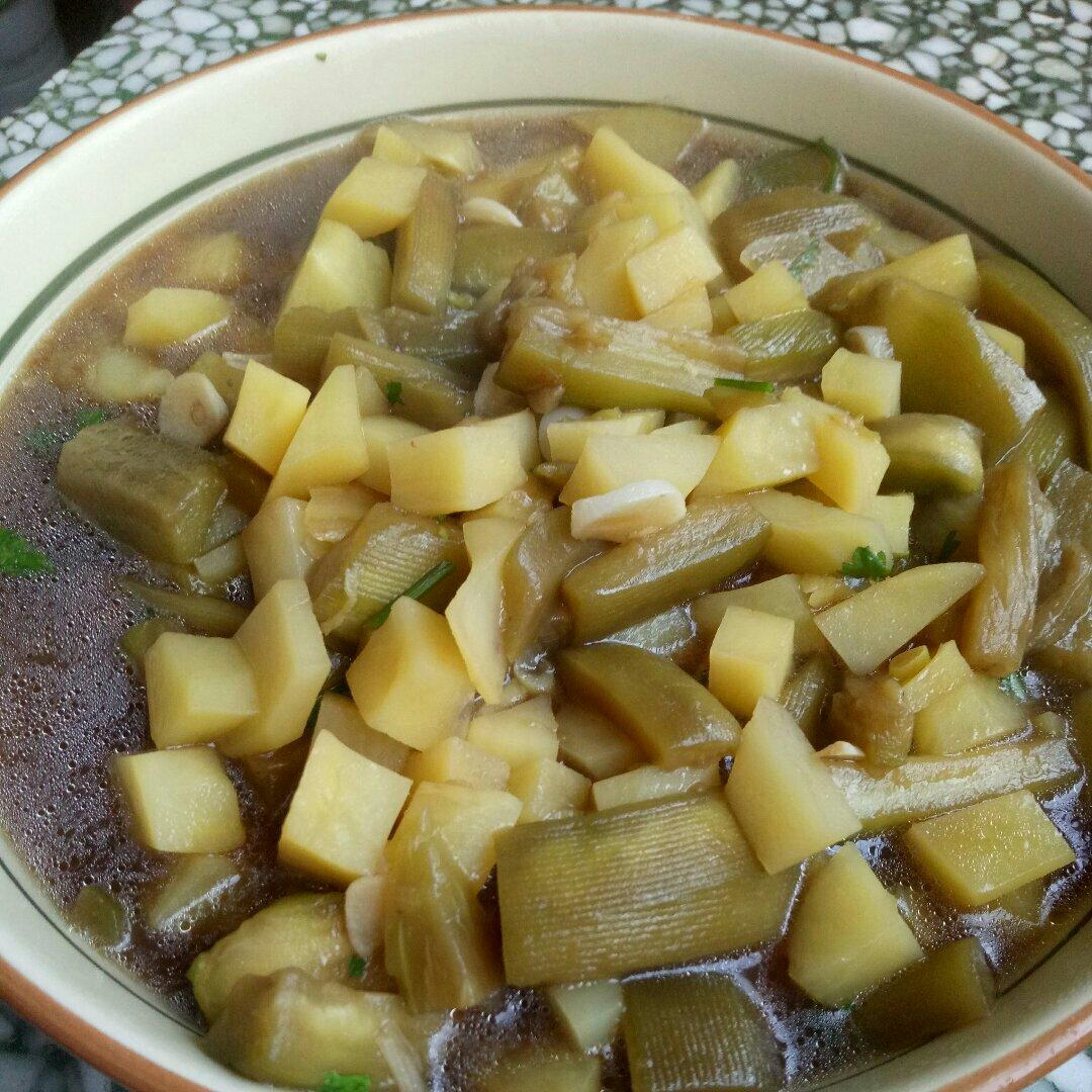 土豆炖茄子(东北菜)