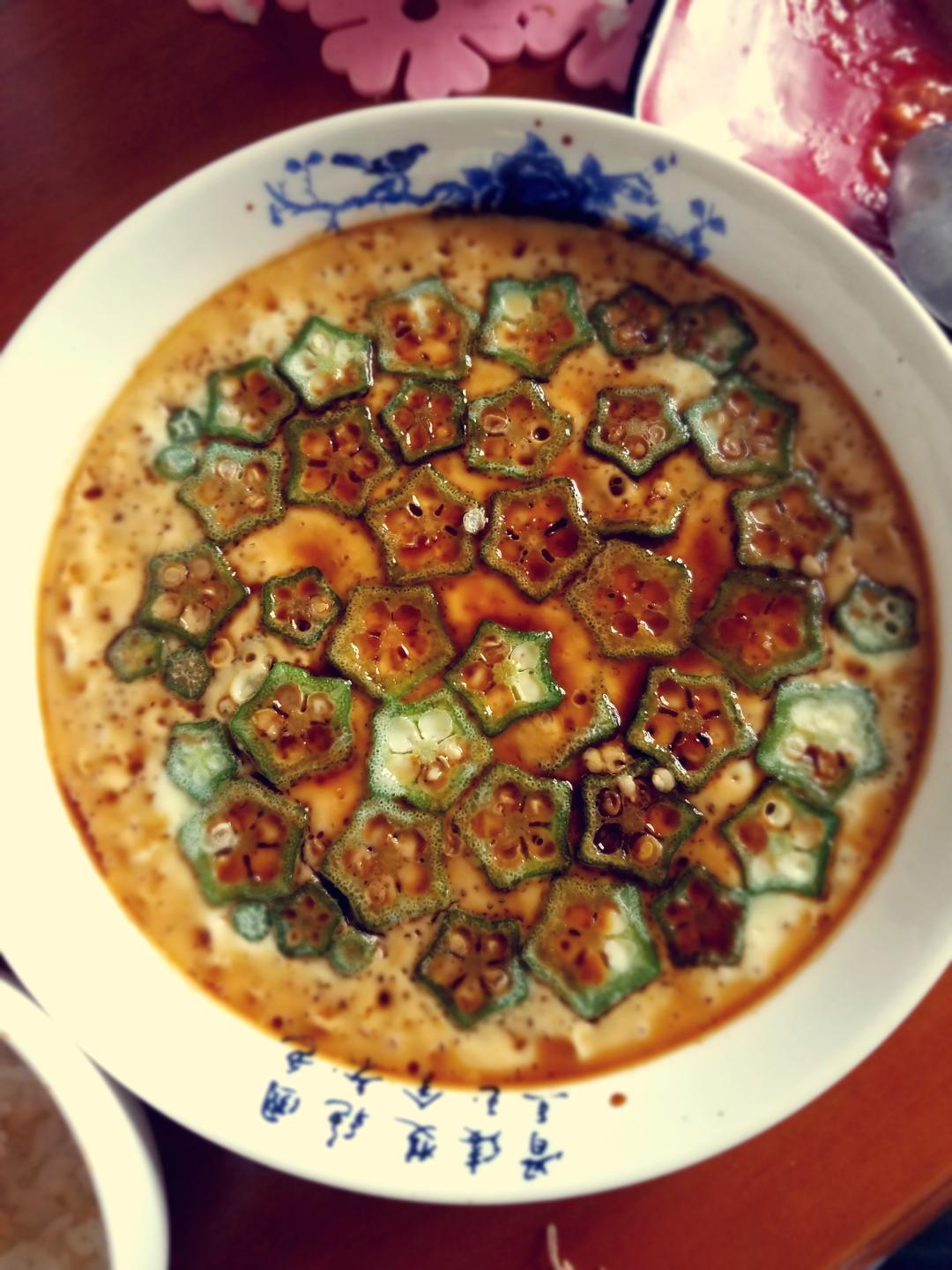 颜值控-做一朵开在碗里的花秋葵蒸水蛋