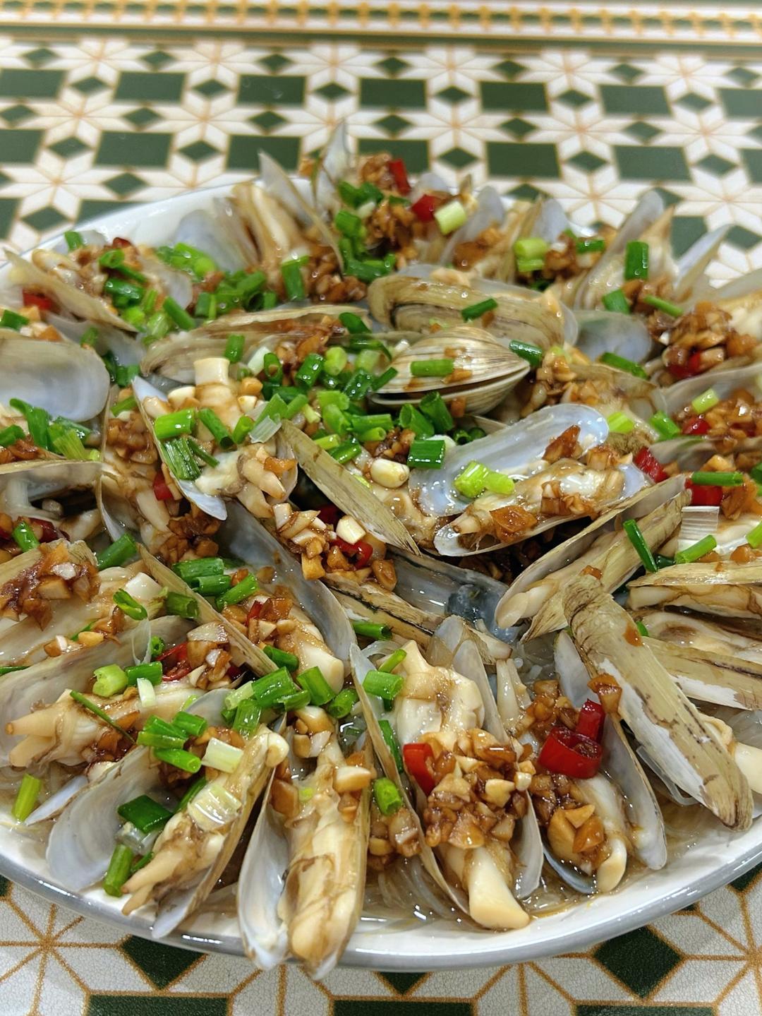 蒜蓉粉丝蛏子