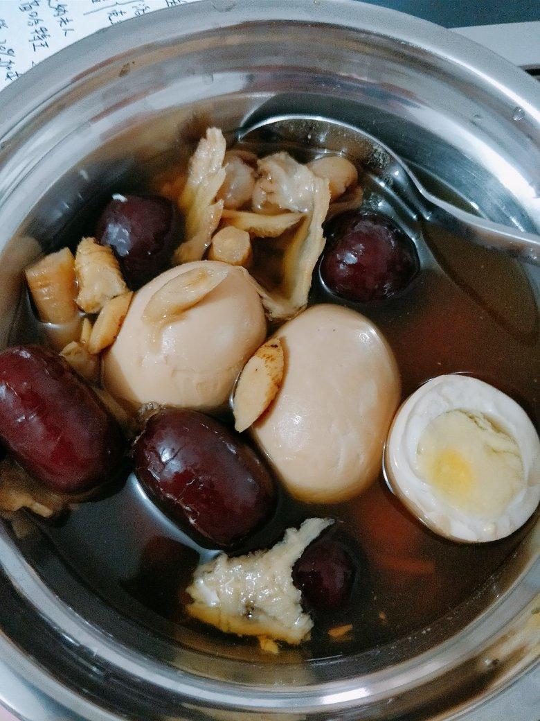 当归红枣鸡蛋