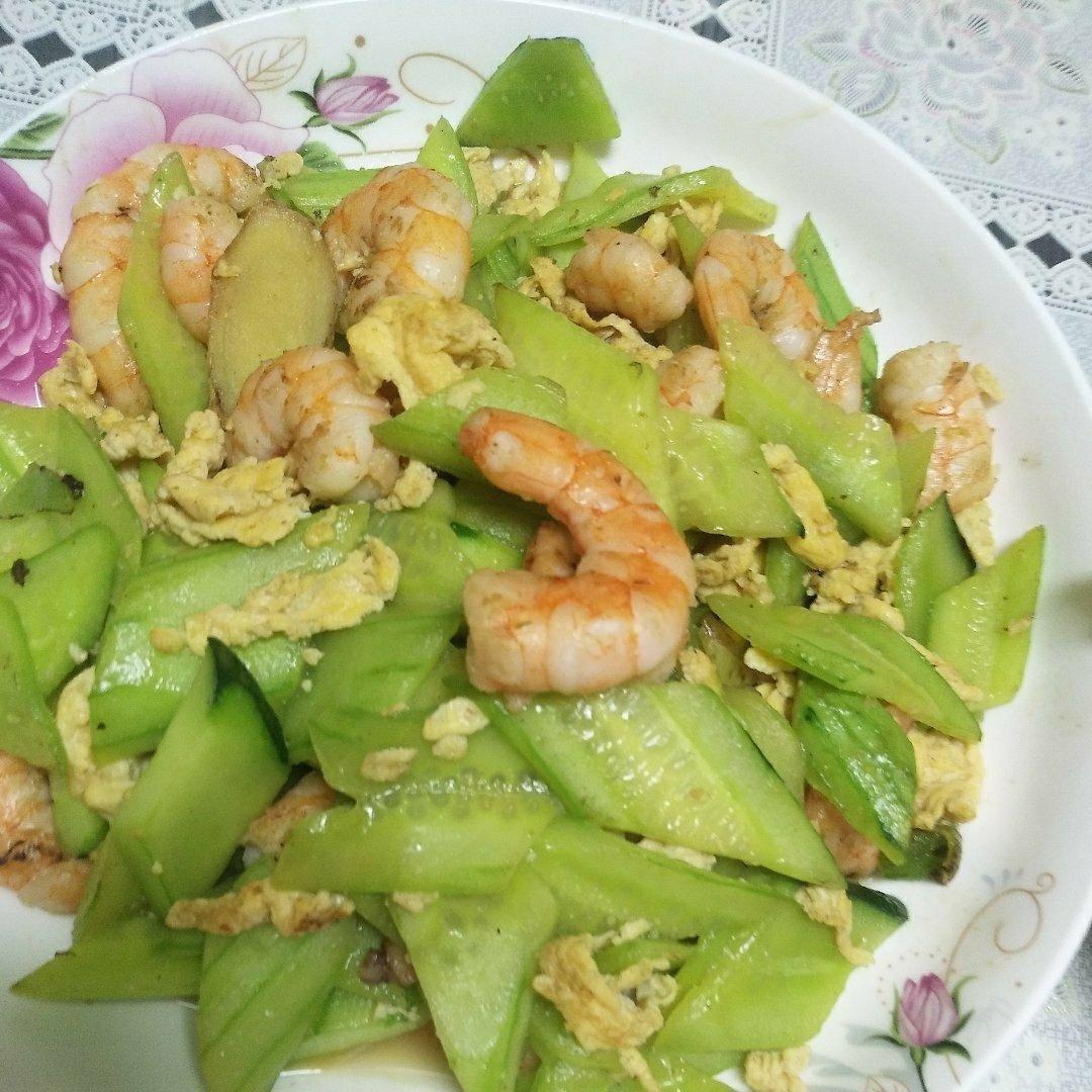 黄瓜鸡蛋炒虾仁