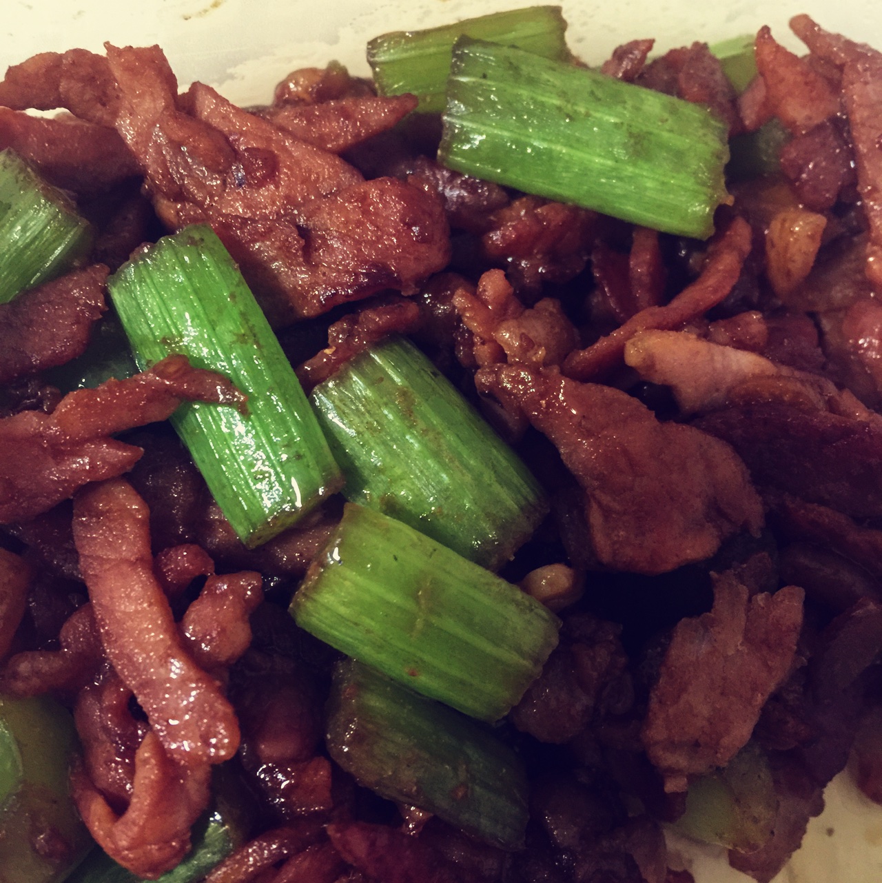 芹菜炒肉