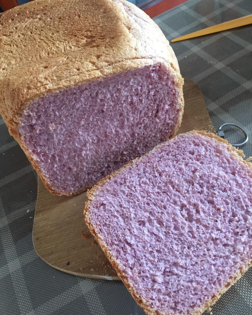 0雨0雨做的紫薯面包