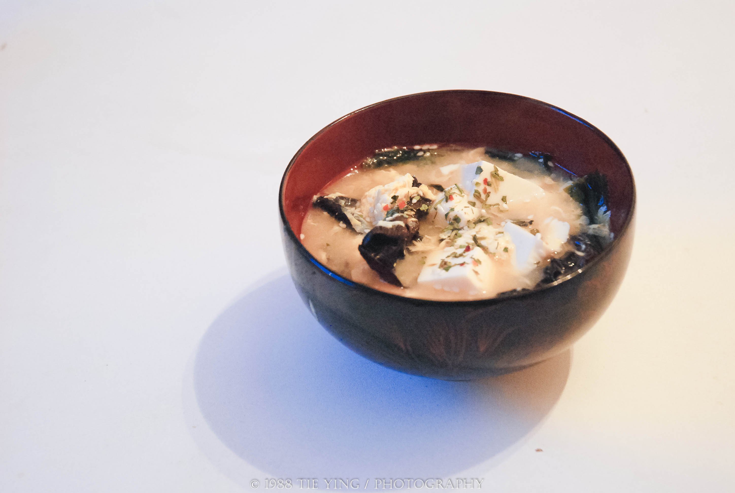 豆腐裙带菜味噌汤