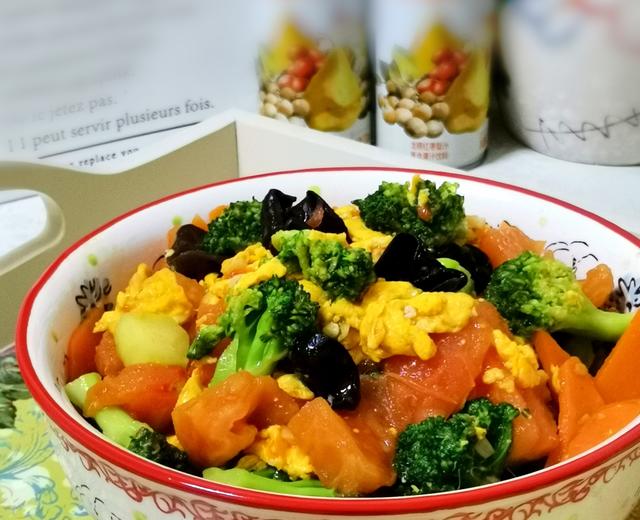 西红柿炒西兰花 西红柿炒西兰花