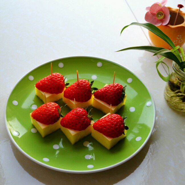 菠萝芝士小甜点