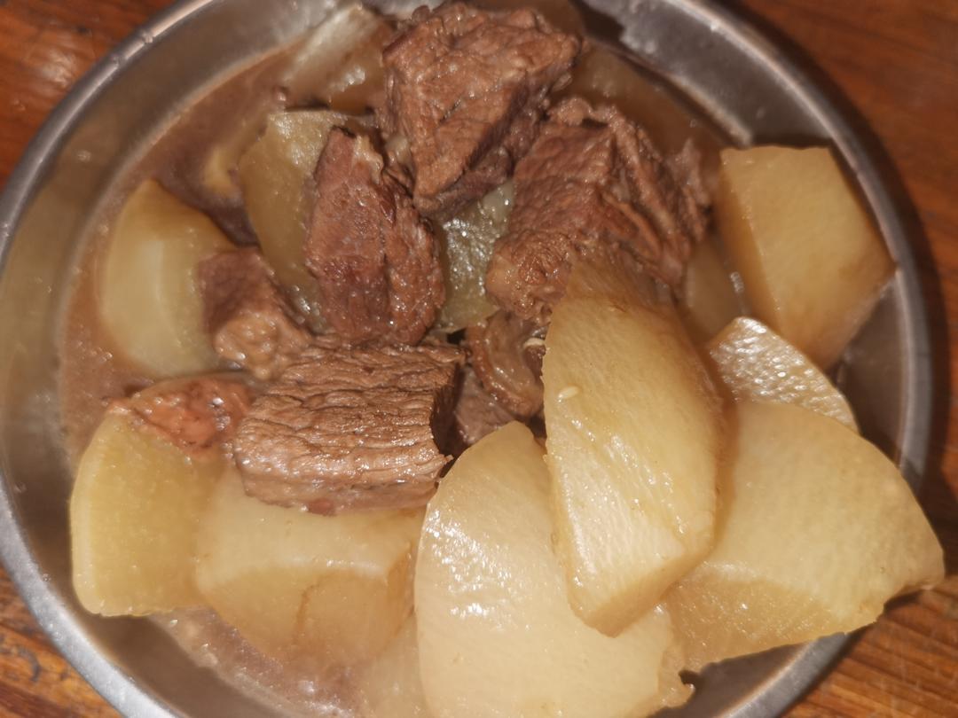 萝卜炖牛腩