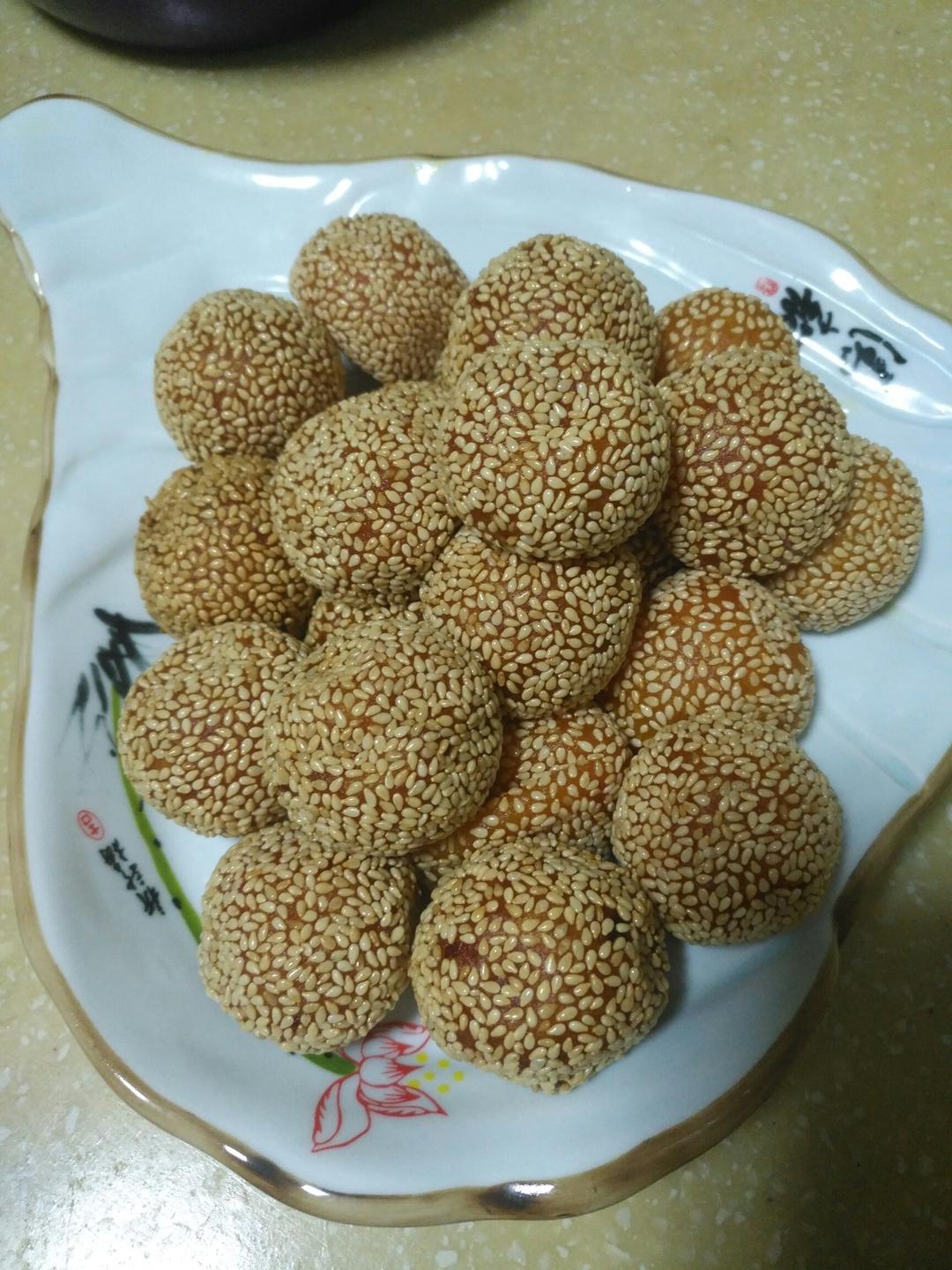 黄金球之一（南瓜芝麻球）
