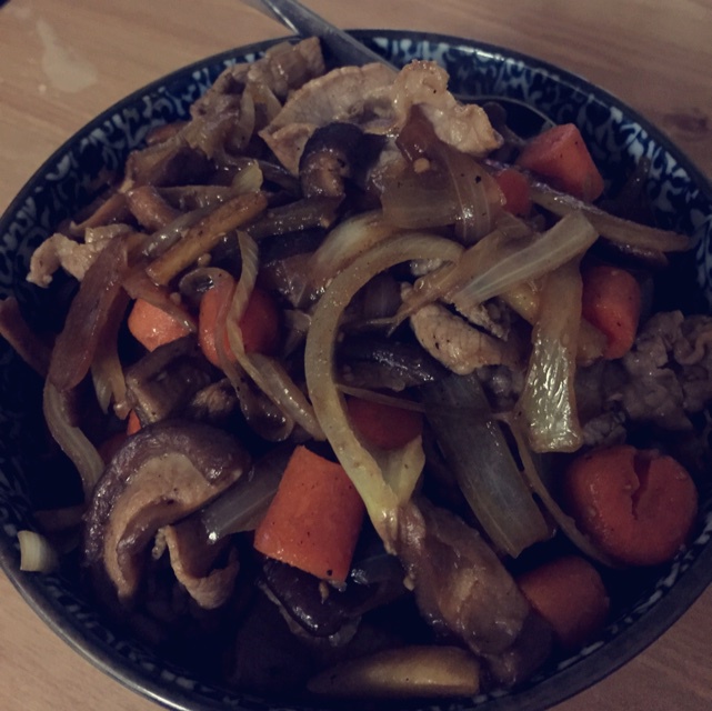 洋葱肥牛饭