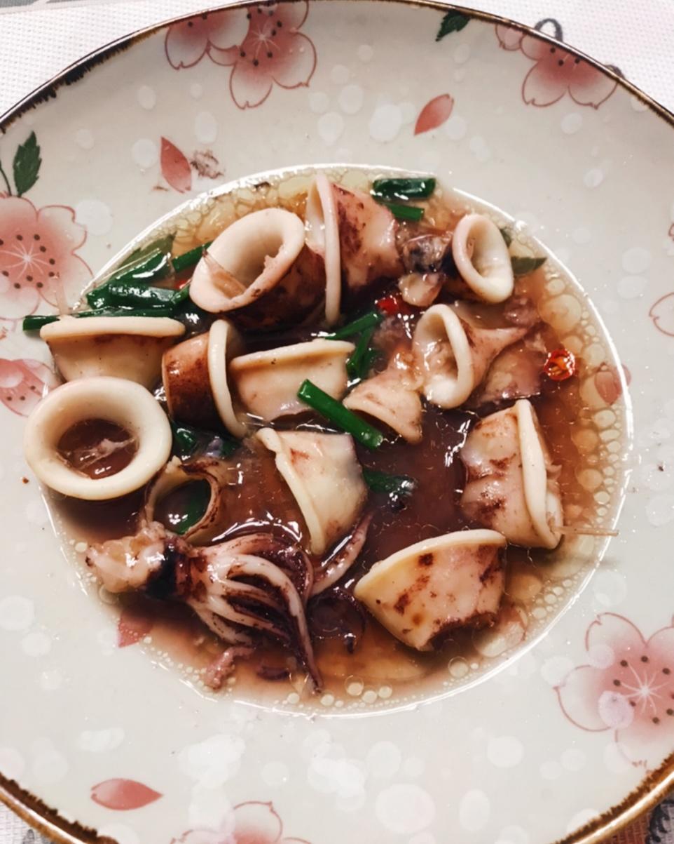 超简单清蒸鱿鱼做法
