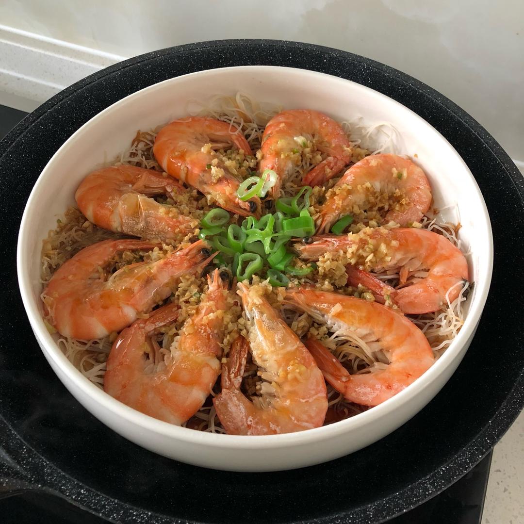 虾最美味的吃法必须是这个——蒜蓉蒸虾（多动图，孔瑶的食谱）
