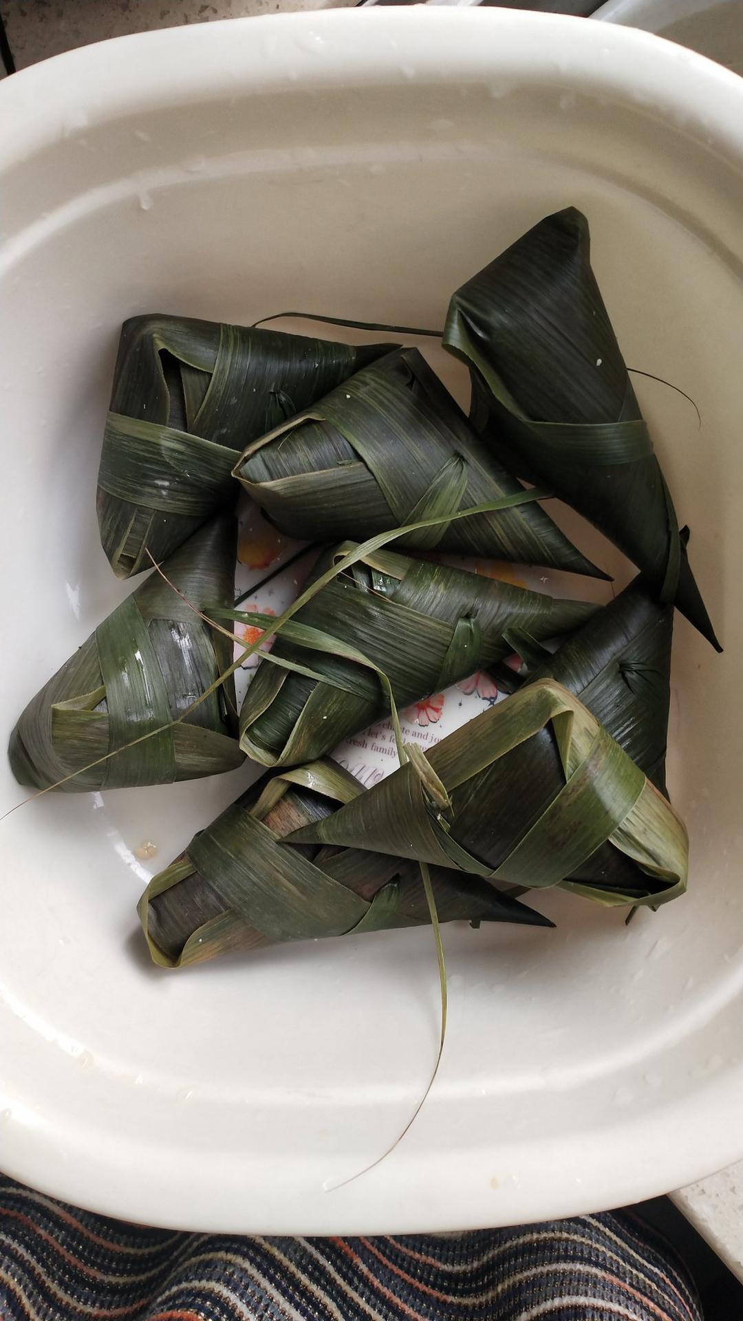 好吃到飞起的肉粽子