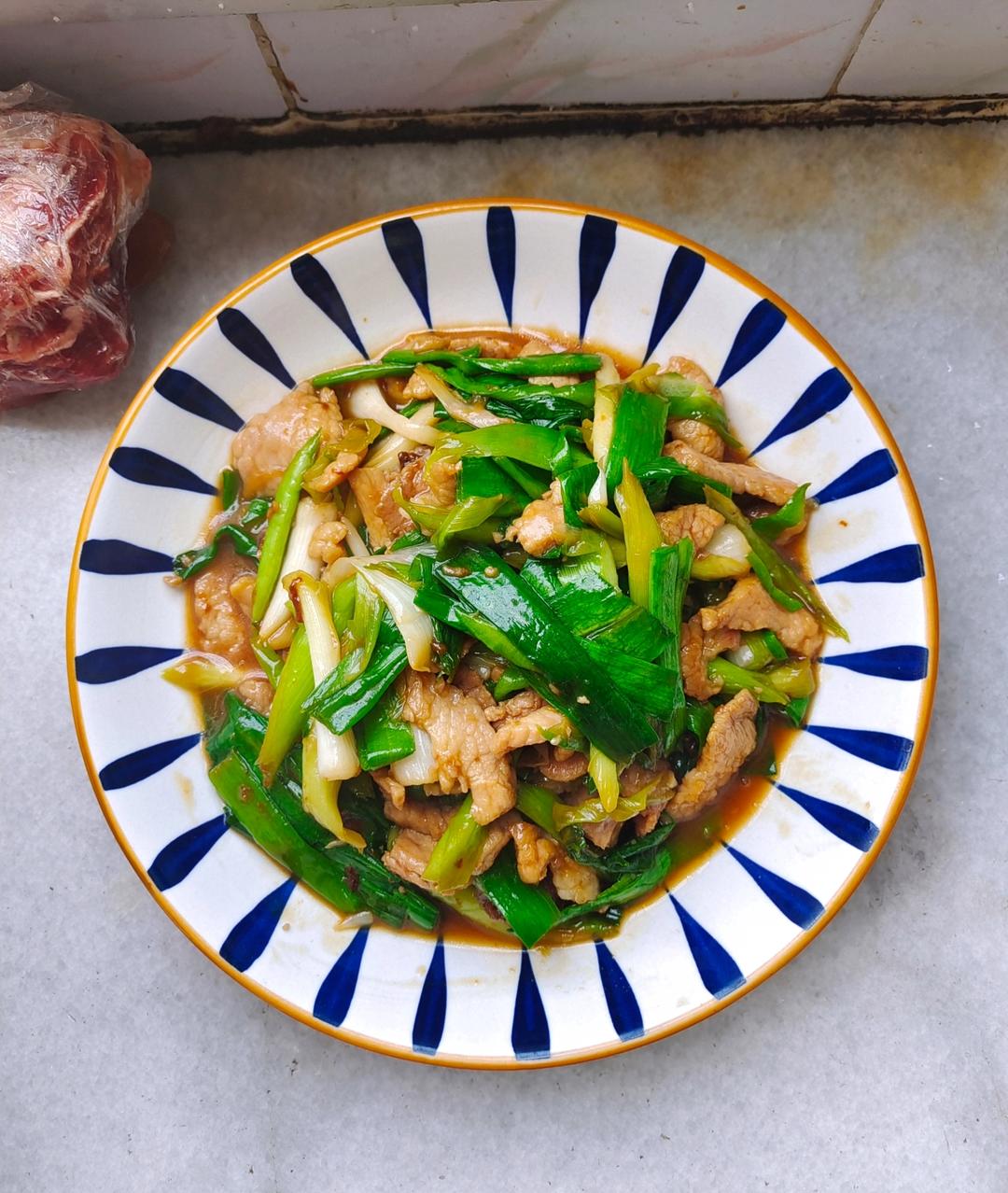 大蒜炒肉