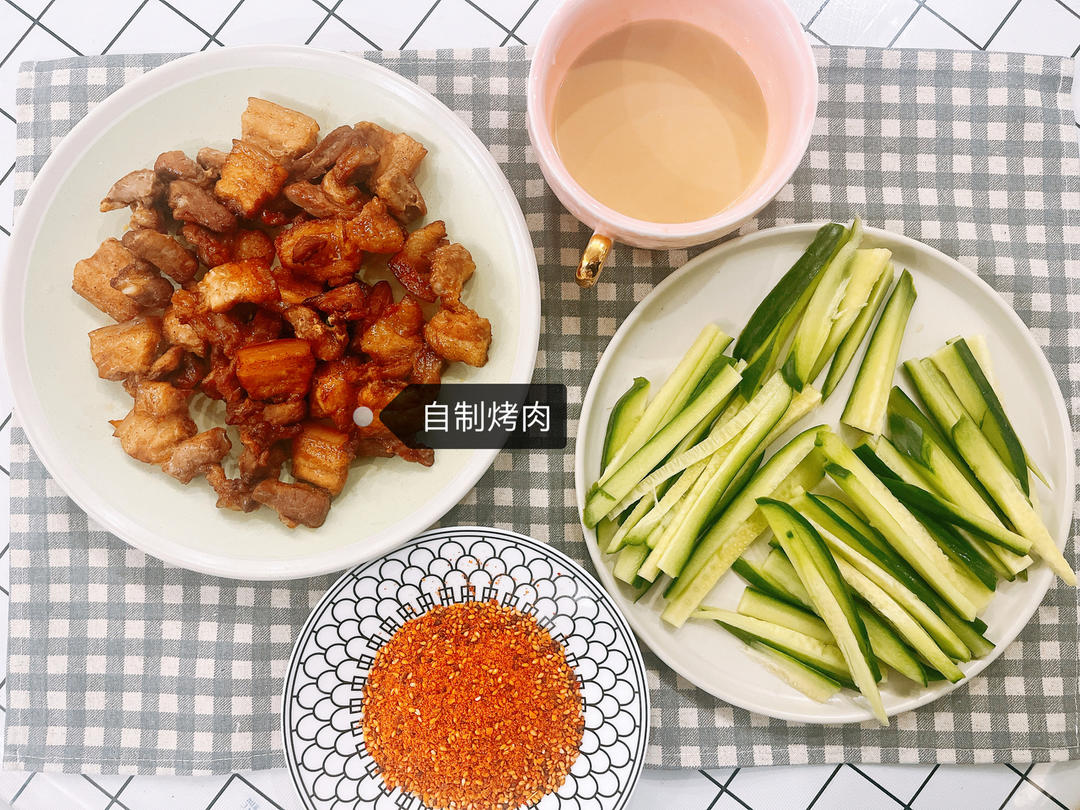 烤肉家庭版（再也不去外面吃烤肉😊😊）