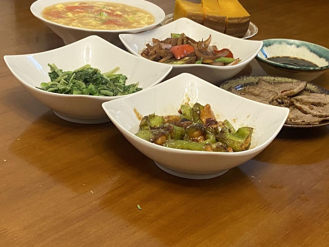 超下饭的青椒酿虾滑