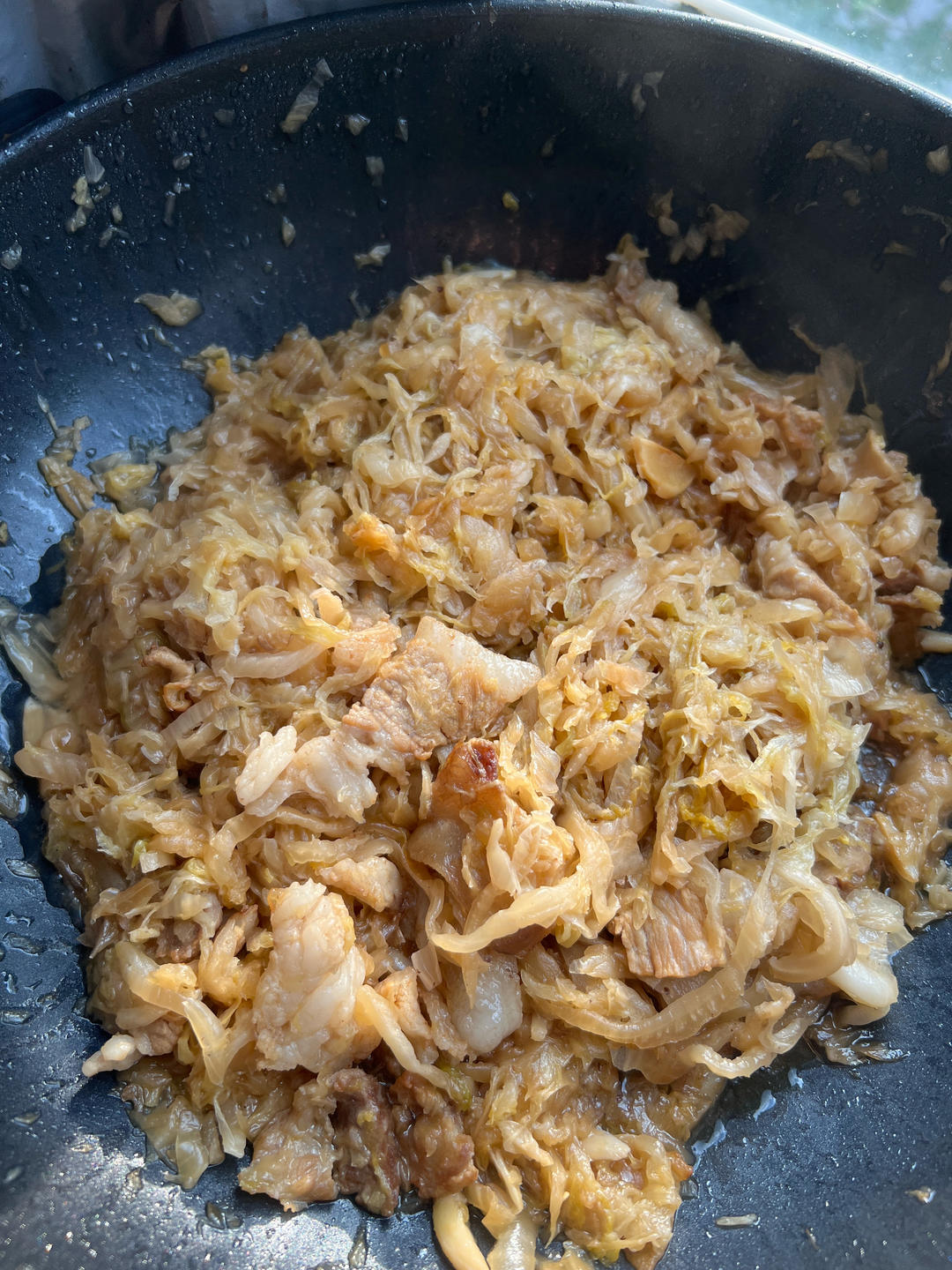五花肉炒酸菜(东北酸菜)