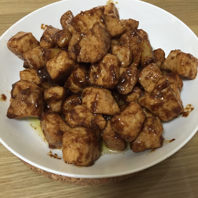 黑蒜子牛肉粒
