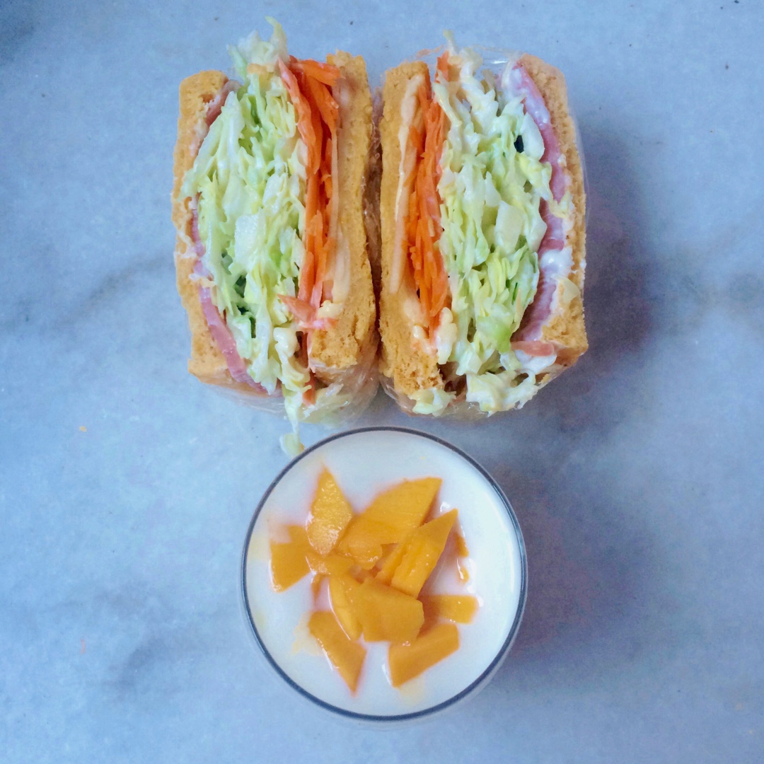 ins上超火的沼サン（沼三明治）