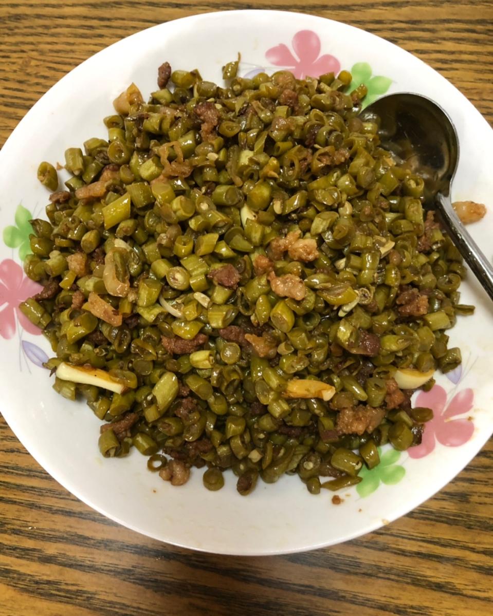 酸豆角炒肉末