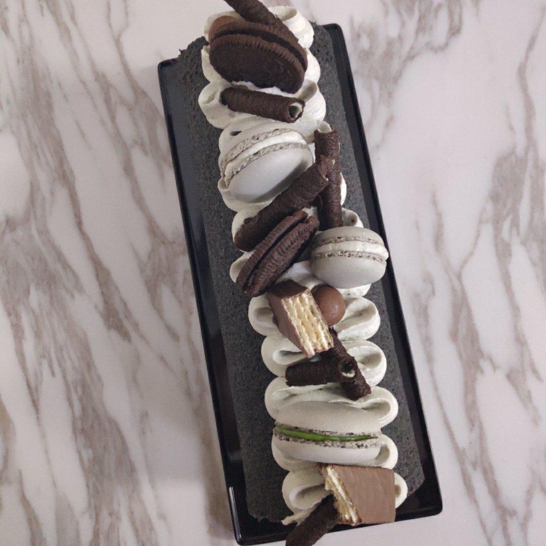 竹炭抹茶奶冻卷