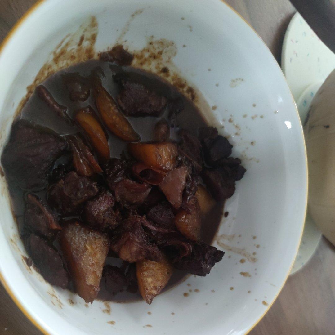 可以吃一辈子的红烧牛腩