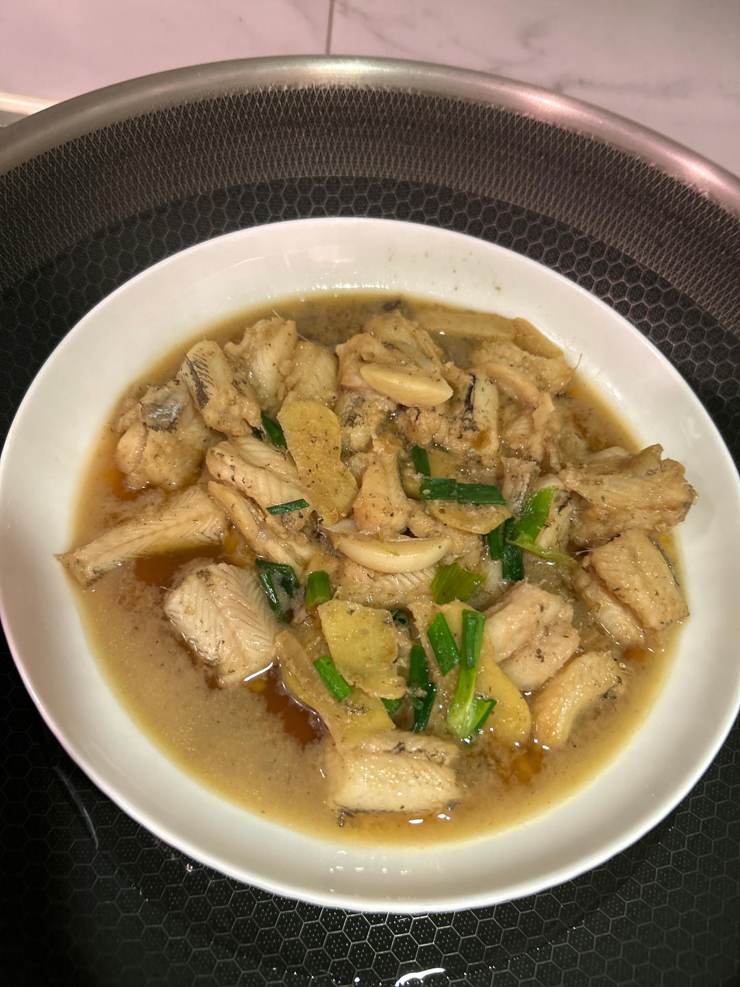 红烧豆腐鱼（水潺，龙头鱼）｜葱姜蒜烧豆腐鱼