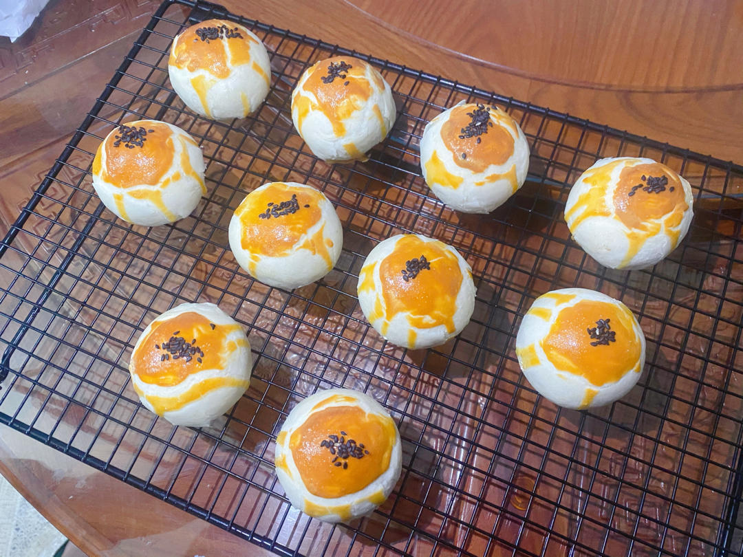 免揉免松弛超快手不破酥不混酥的蛋黄酥—新手一看包会