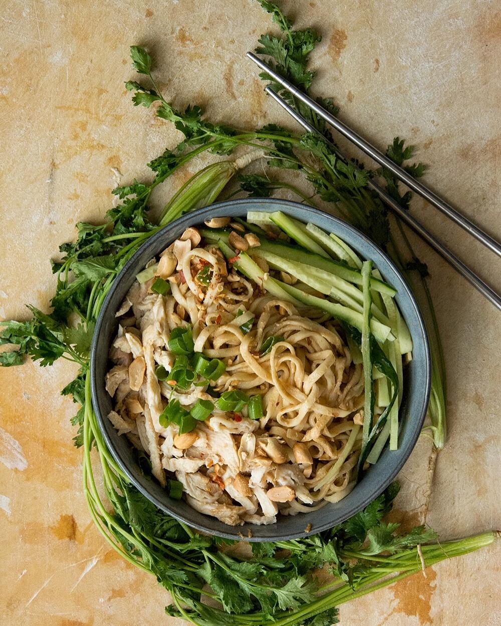 麻酱鸡丝凉面