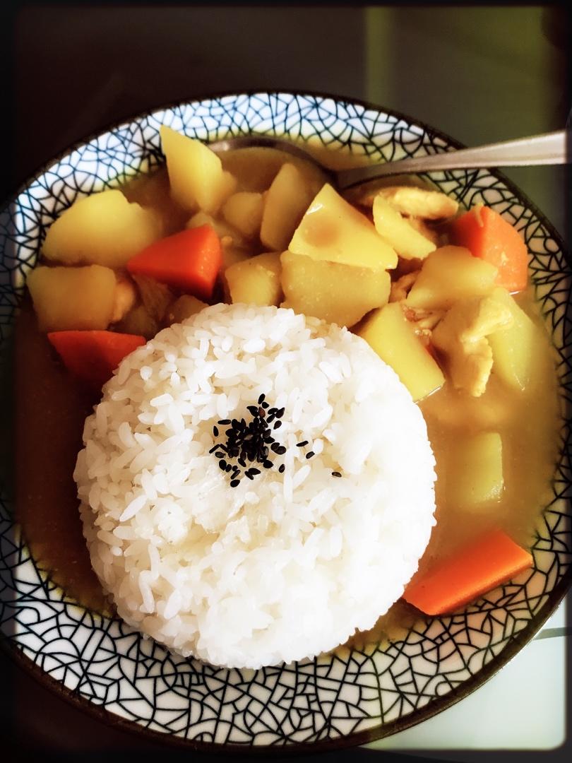 咖喱鸡饭