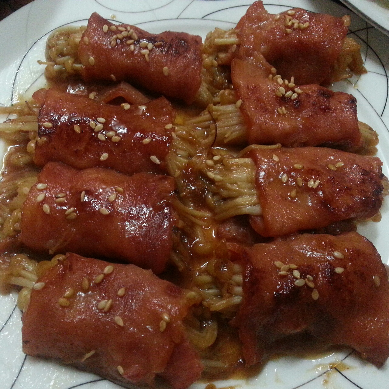 香煎培根金针菇卷