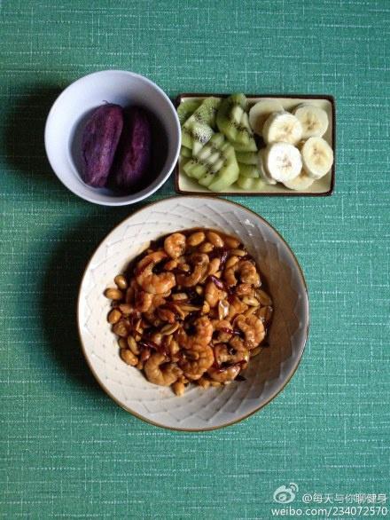 减脂增肌早餐-130925-黄飞鸿版宫保虾仁，微波炉蒸烤紫薯，奇异果，香蕉的做法