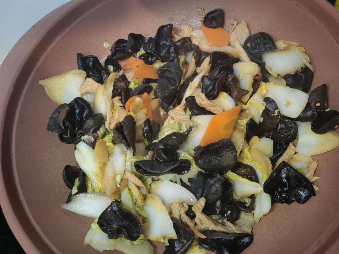 醋溜黑白菜
