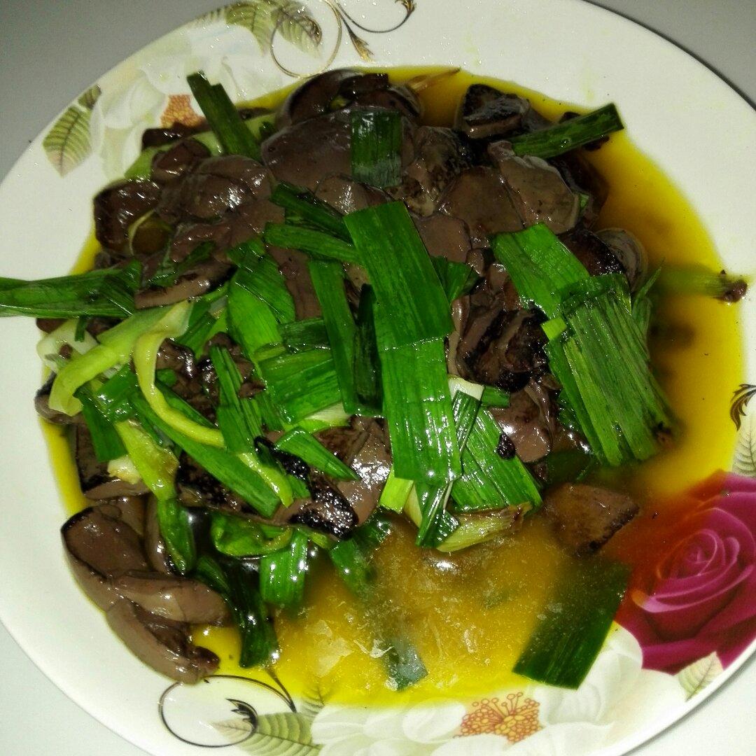 大蒜炒血豆腐