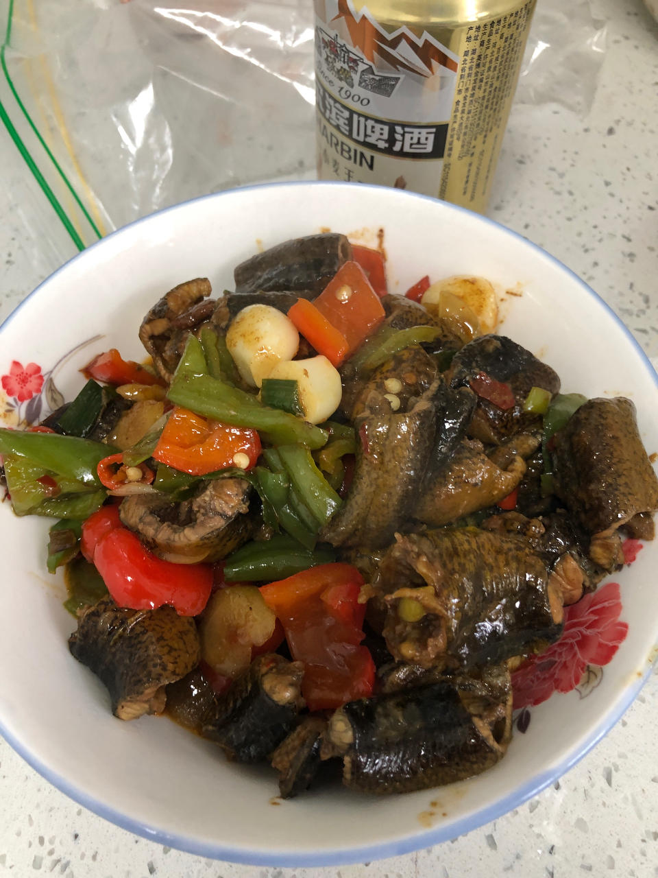 Q弹鲜香的红烧鳝鱼，三块鳝鱼可下一碗白米饭
