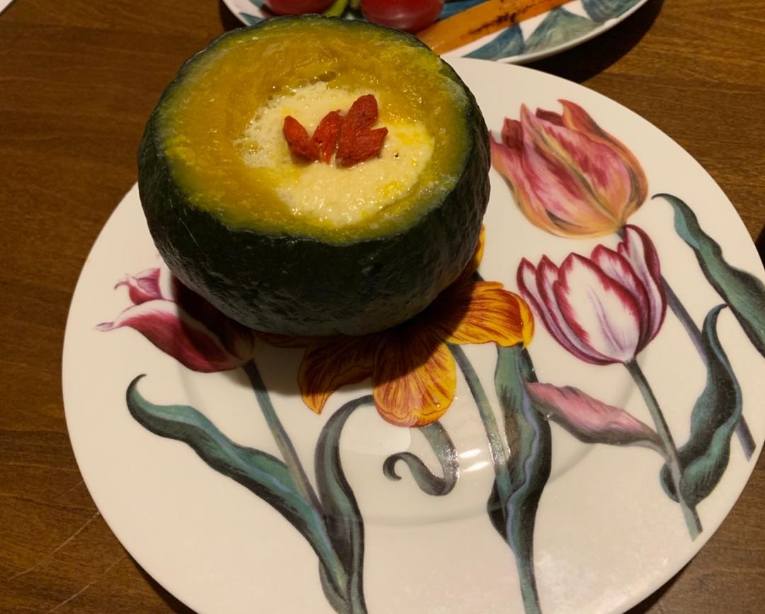 贝贝南瓜蒸蛋