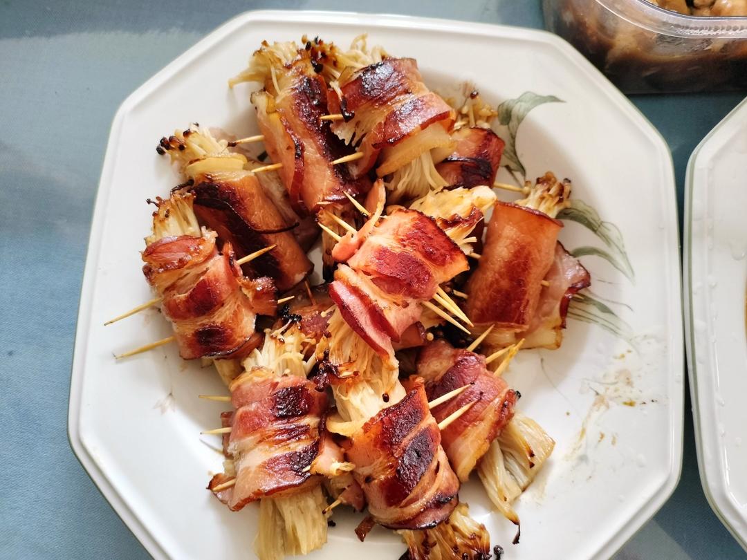 不用开火也能吃到简单又好吃的美食l金针菇培根卷