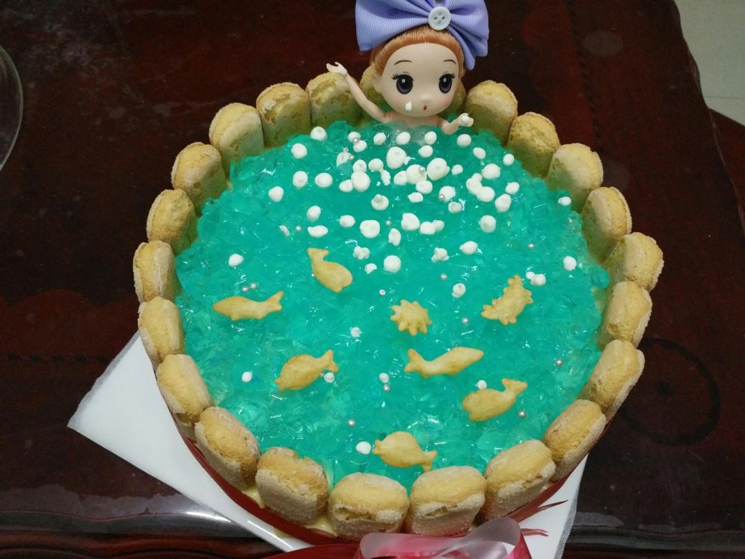 娃娃海洋泡浴慕斯蛋糕（8寸）