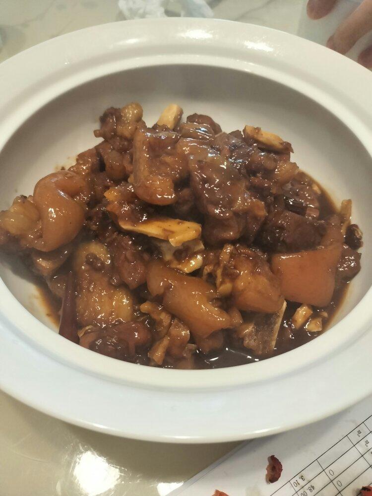 厨师长教你：“红烧猪蹄”的家常做法，色泽红亮，软糯脱骨