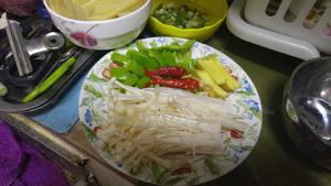 黄焖鸡米饭(不用高压锅哟)的做法 步骤5